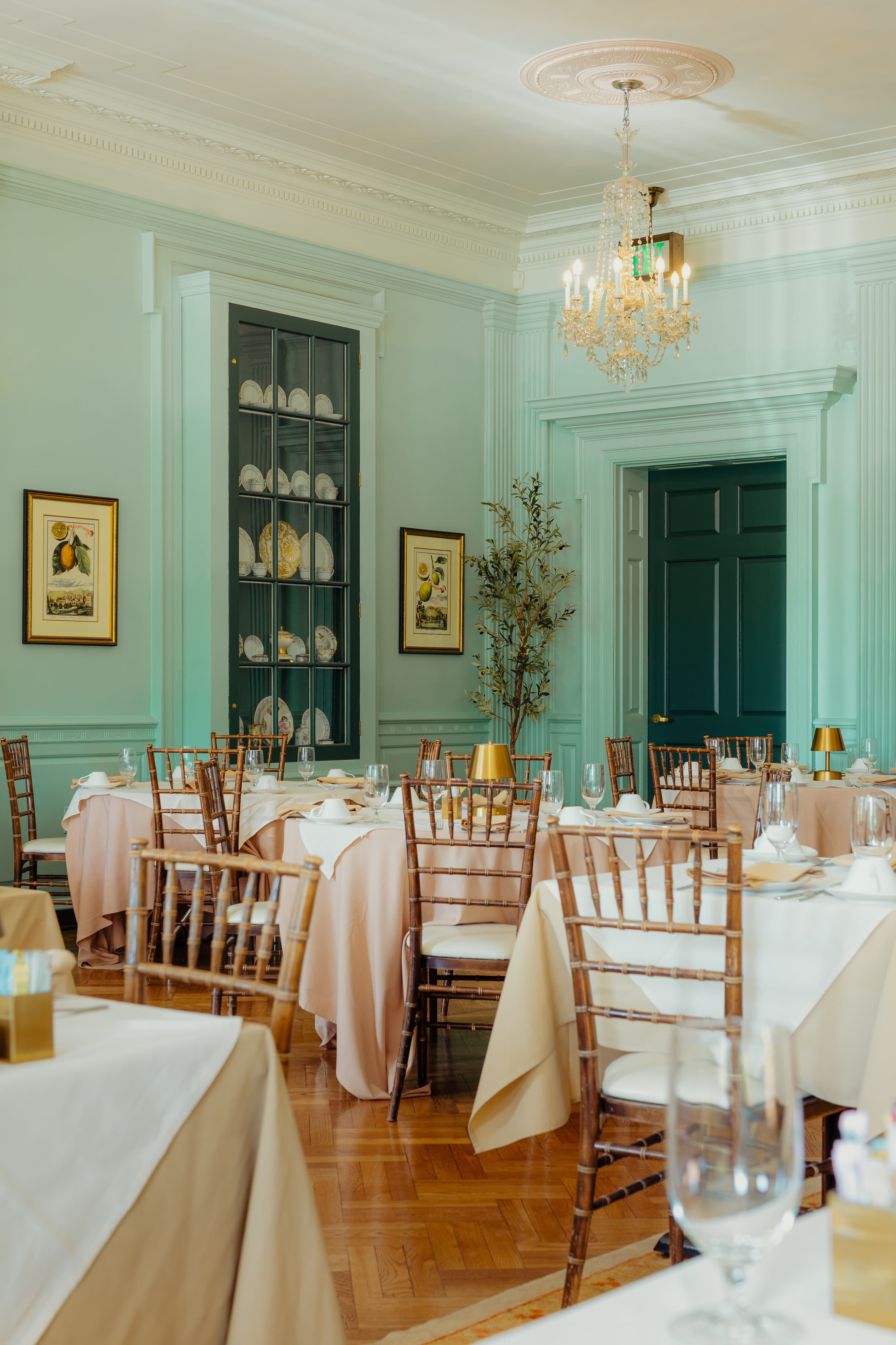 Floris at VMFA Tea Room